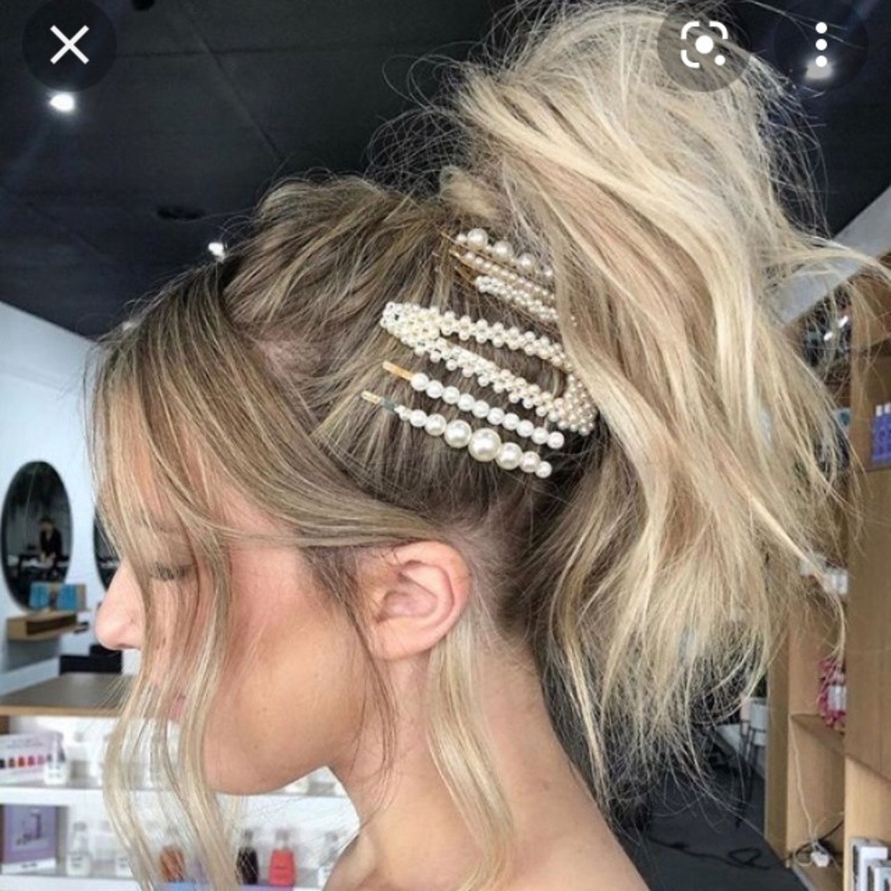 Hair accessories - Picture 3 of 3